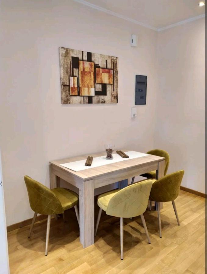 Stylish -Modern Apartment Heart Of Marousi Athen Eksteriør bilde